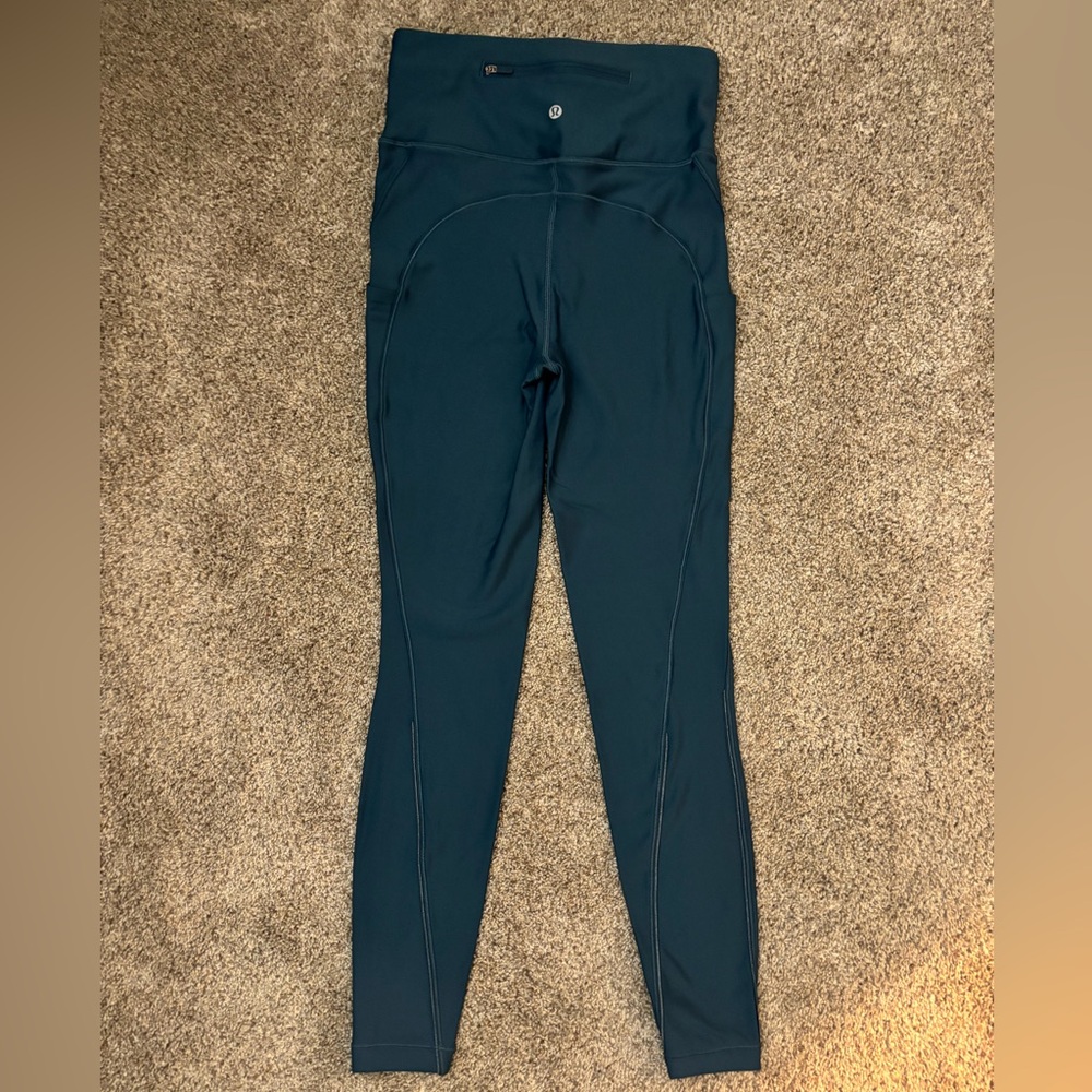 Lululemon women’s size 6 fleece lined leggings
